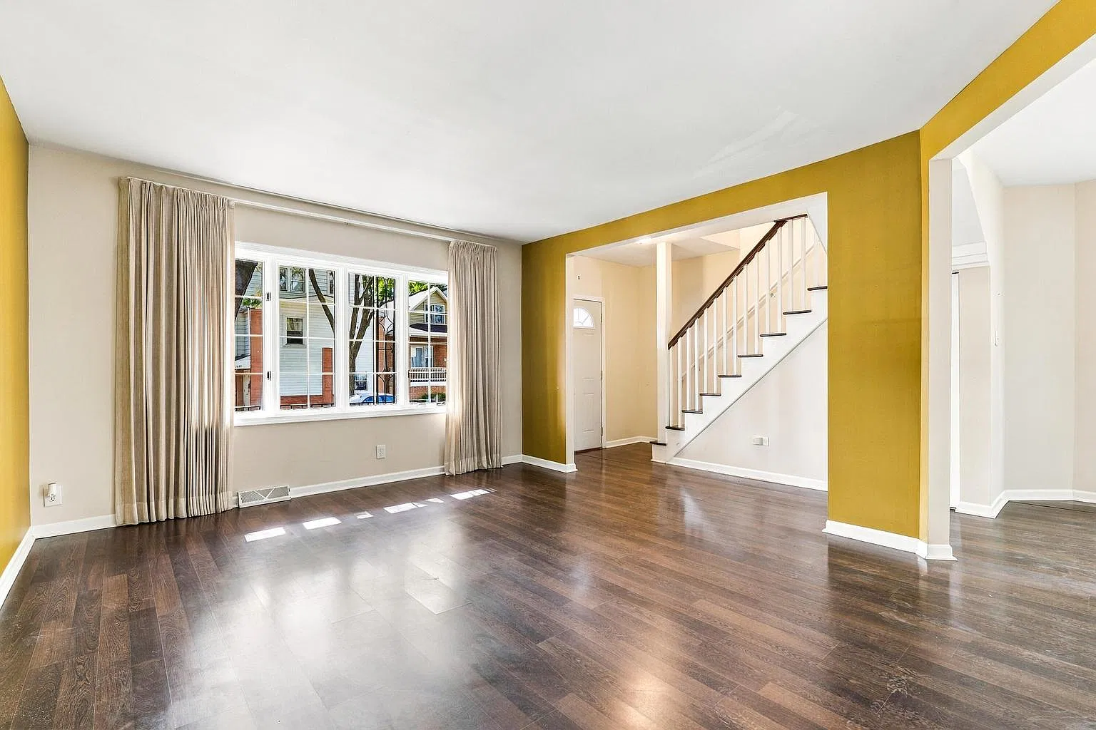 4 bed, 1857 sqft, $1,960 — Photo 3