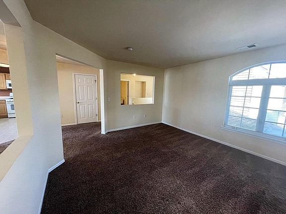 5th image of 1151 E Townline ROAD #205
