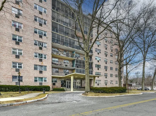 25 Cartright Street #8A, Bridgeport, CT 06604