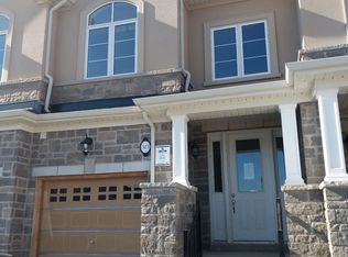 323 Raymond Rd E, Hamilton, ON L9K0J8