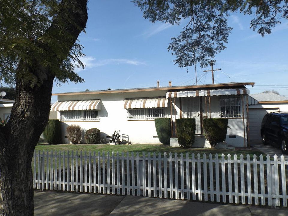 1st image of 709 E 102nd St