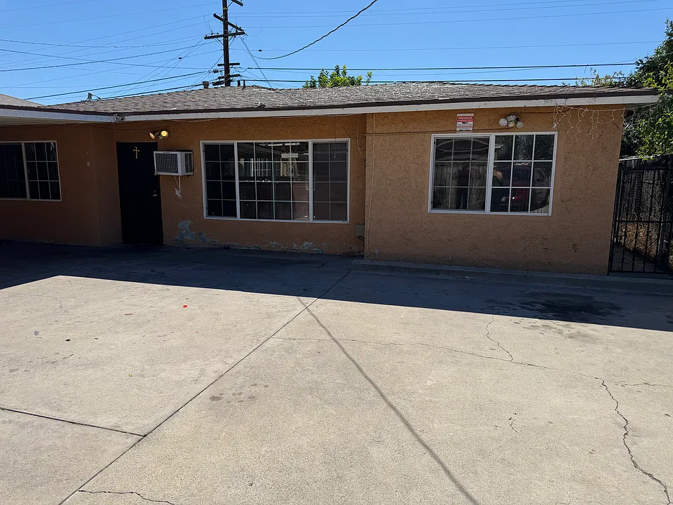5842 Lanto St
