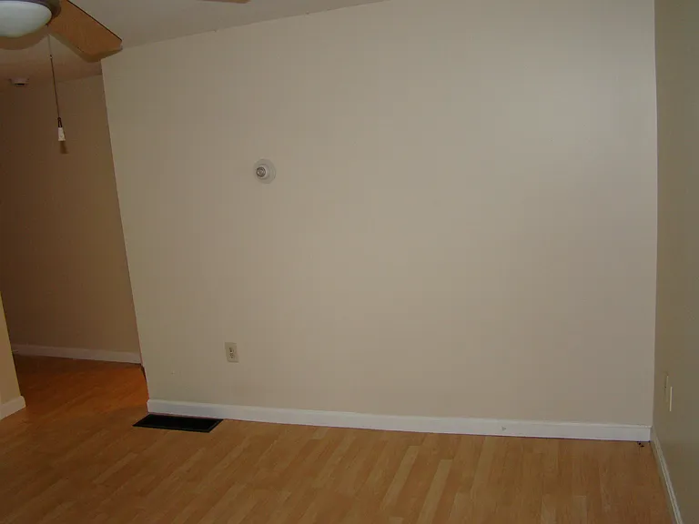 33 Norton St #1 — Photo 15