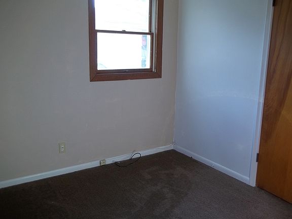 4th image of 5819 Durwell Dr