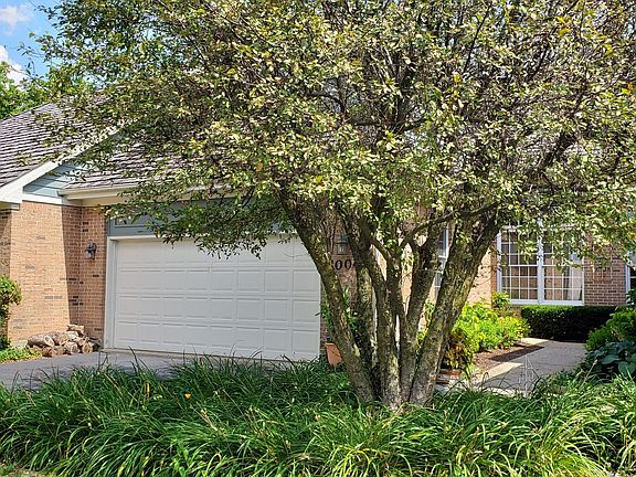 3rd image of 1004 Heron Way