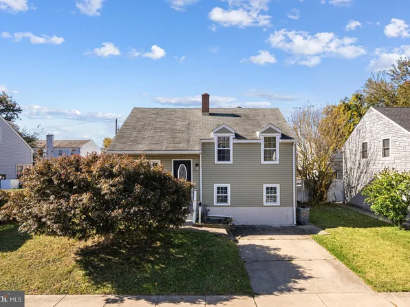 1344 Sunset St, Trainer, PA 19061