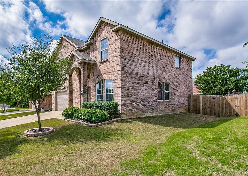 1st image of 4728 Dogwood Dr
