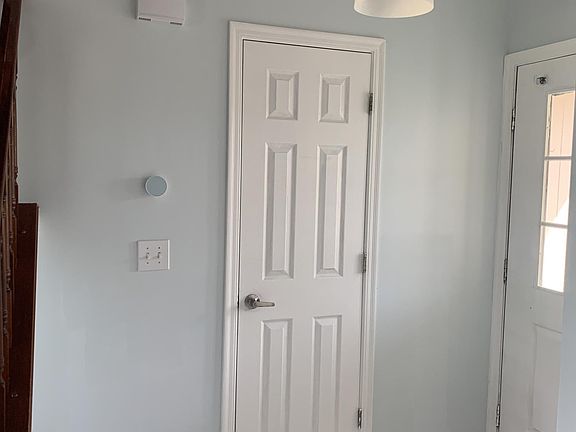2nd image of 4168 Eastvillage Dr