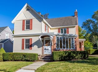 77 Arlington St, Leominster, MA 01453