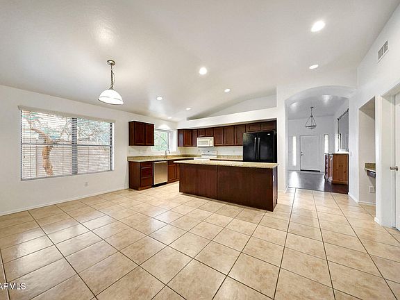 4th image of 20838 N 39th Drive