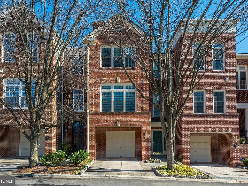 1st image of 3911 Ivy Terrace Ct NW