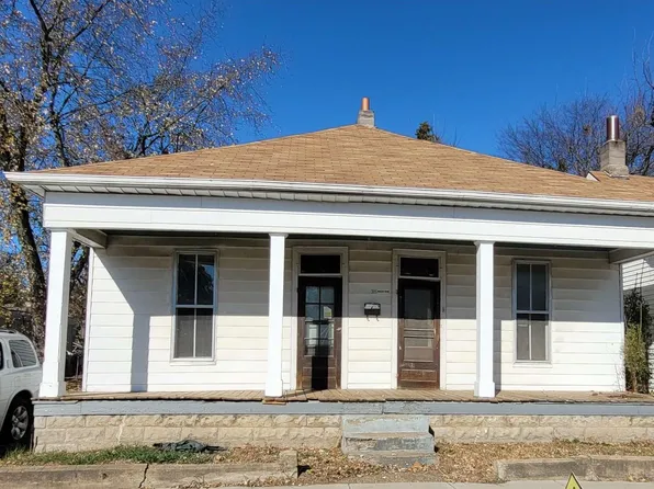 315 W 8th St, Mount Vernon, IN 47620