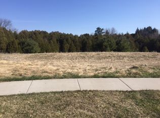 2148 Roberta Ct, Green Bay, WI 54313