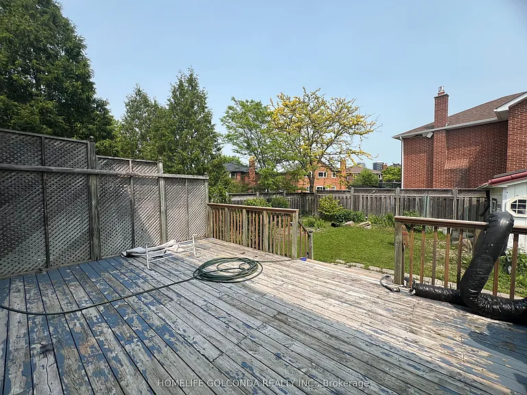 5404 Heritage Hills Blvd #UPPER — Photo 19