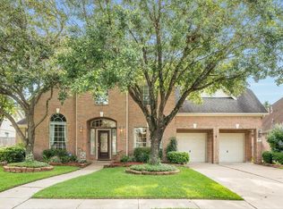 3401 Harbour Breeze Ln, Pearland, TX 77584