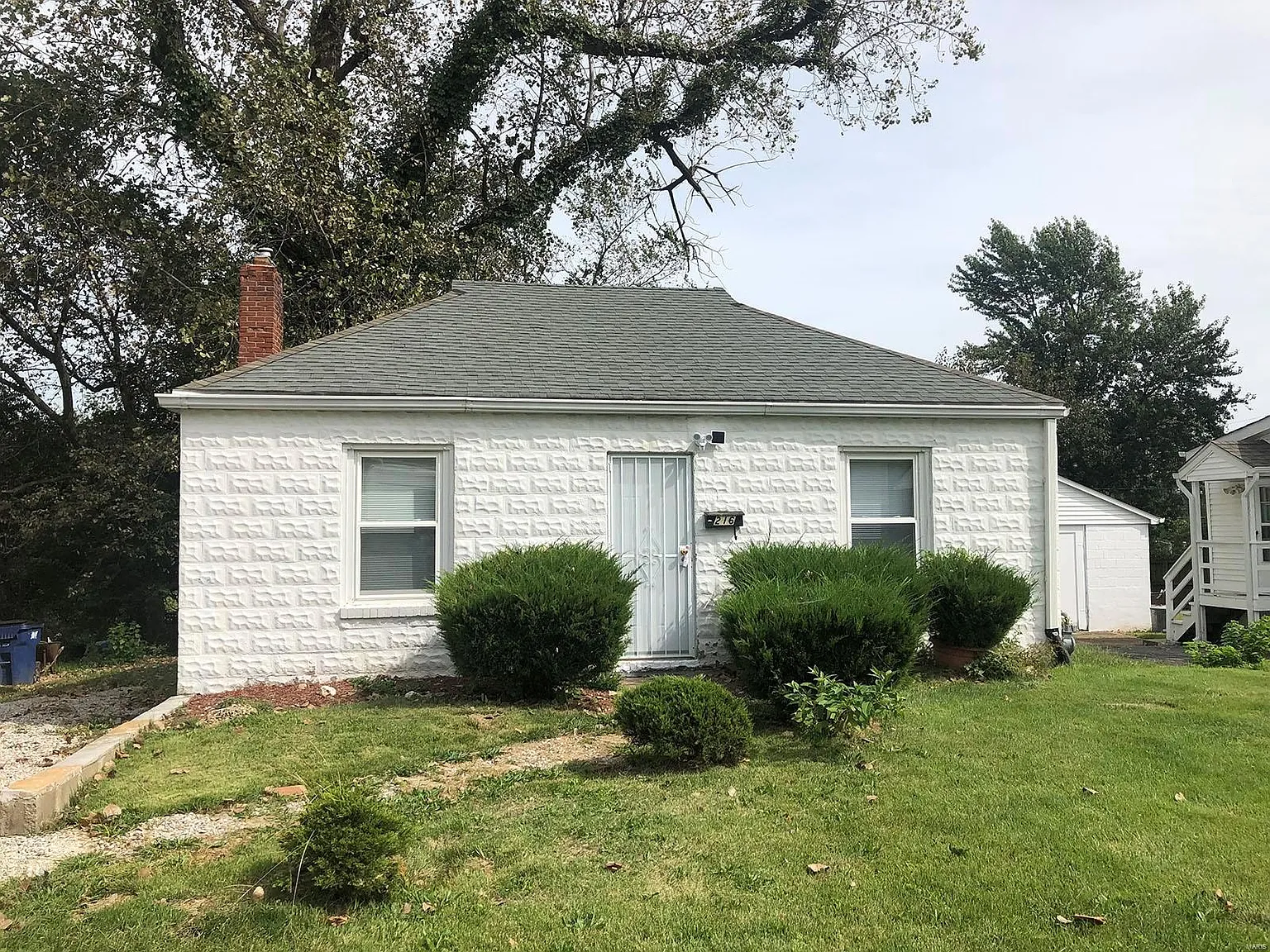 216 La Motte Ln photo 1