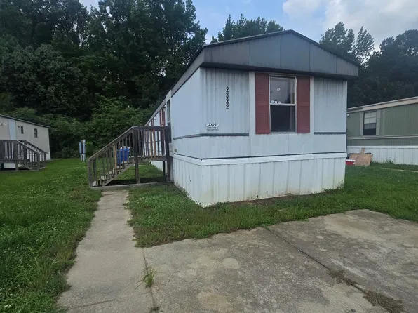 2322 Sandy Ridge Dr S, Wilson, NC 27893