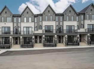 160 Densmore Rd #1202, Cobourg, ON K9A0X7