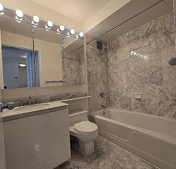 295 Greenwich St #6CU — Photo 9