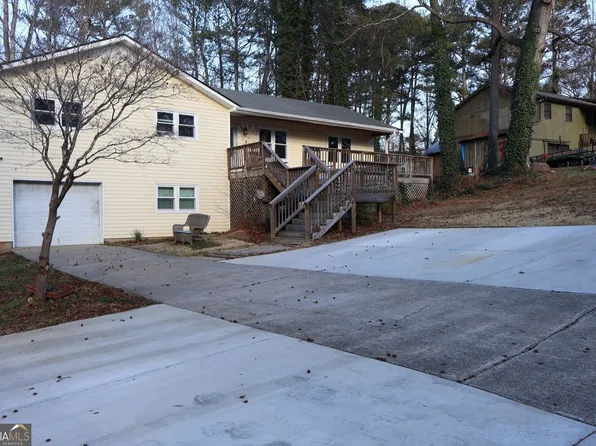 606 Echo Ln, Woodstock, GA 30189