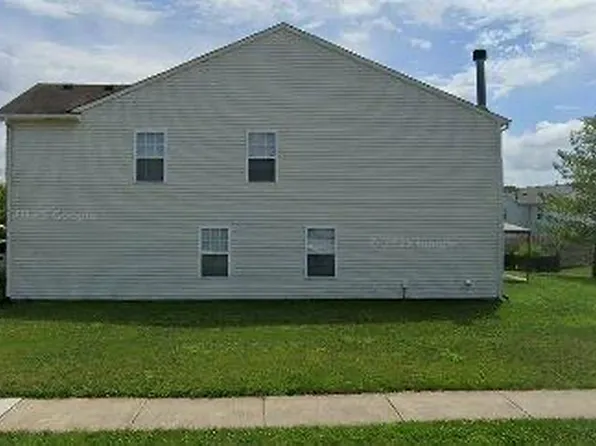 10318 Brushfield Ln, Fishers, IN 46037