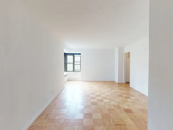 383 Grand Street image 1 of 10