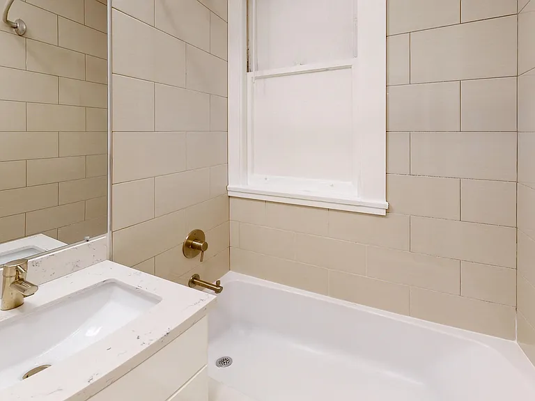 701 Taylor Street — Photo 17