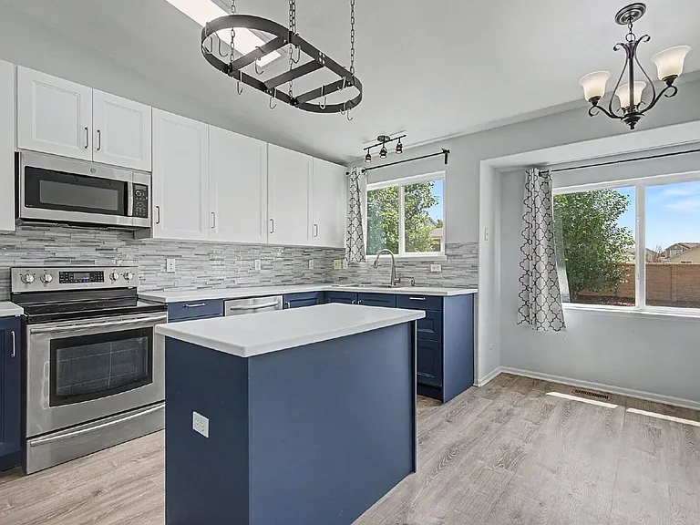 6991 Prairie Wind Dr — Photo 8