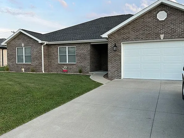 101 E Northview Dr, Huntingburg, IN 47542