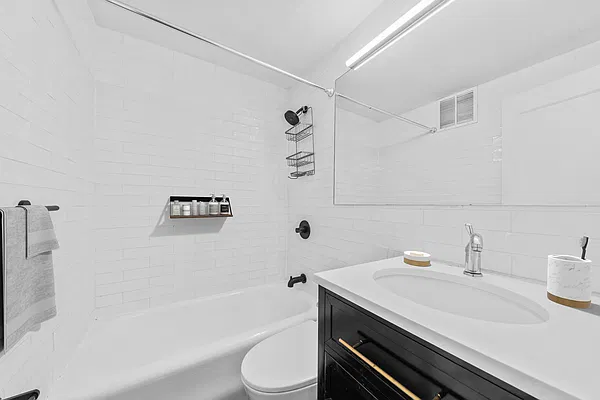 Rented by Vector New York, LLC | media 3