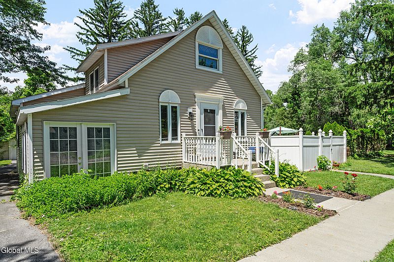 3rd image of 146 Haigh Road