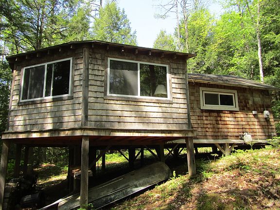 3rd image of 80 Blackberry Drive