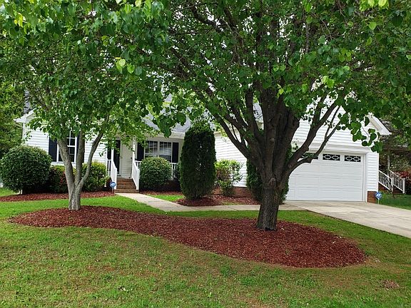 3rd image of 4504 Prestbury Dr