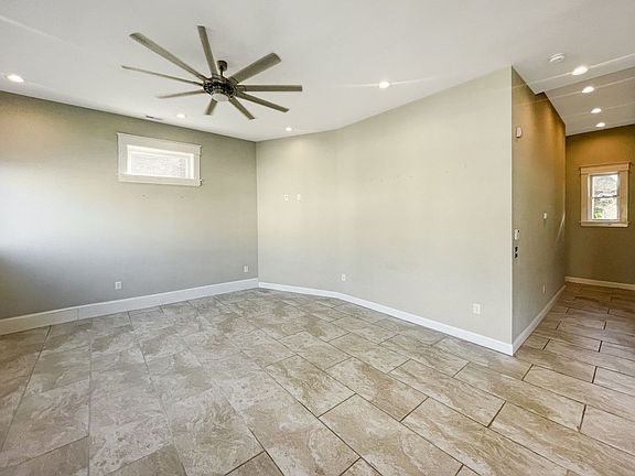 4th image of 907 Milton St