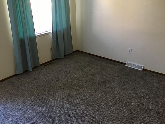 5th image of 3850 Osage St
