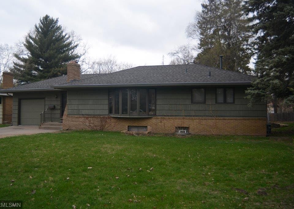 1st image of 3633 Admiral Ln N