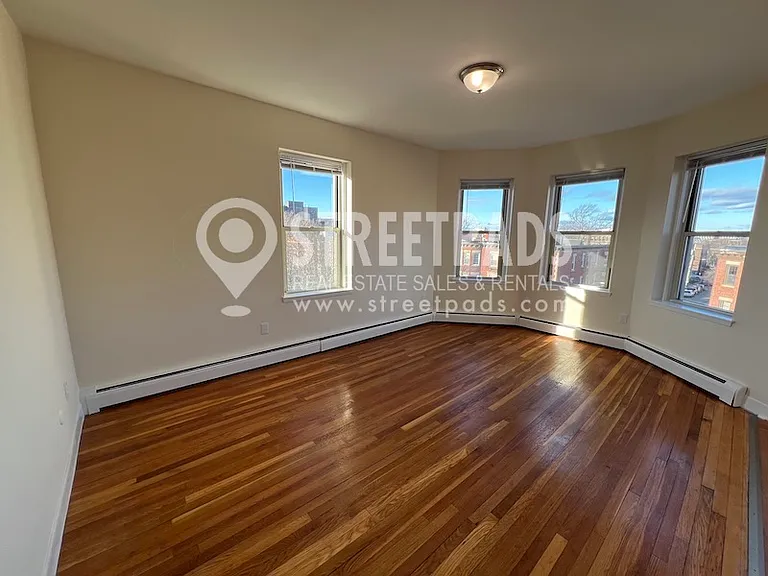 64 Brighton Ave #204 — Photo 3