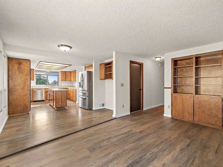 2516 Rockefeller Ave #1 — Photo 18