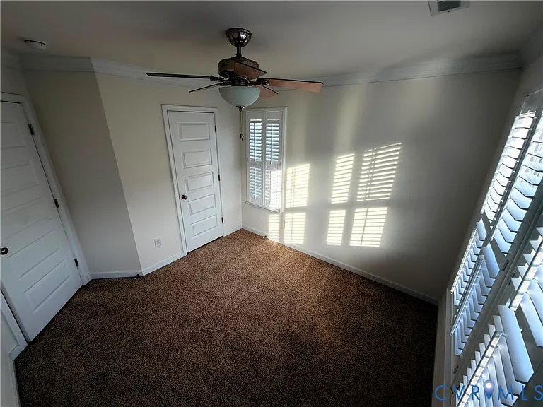 8217 Center Path Ln — Photo 16