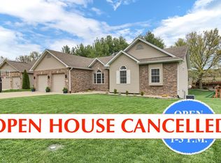 8708 Wildewood Dr, Worden, IL 62097