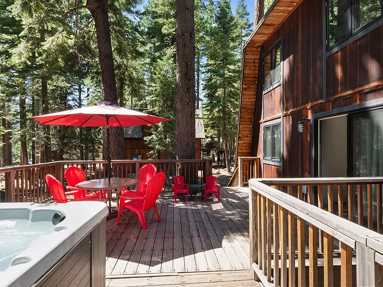 5613 Rhodesia Rd — Photo 18