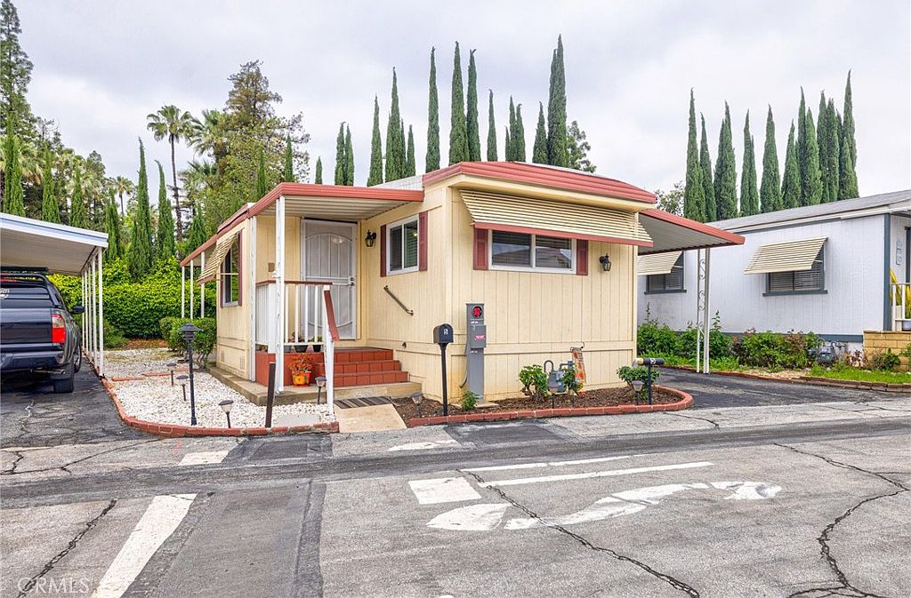 840 E Foothill Blvd SPC 5, Azusa, CA 91702 | MLS #DW25101897 840 E Foothill Blvd SPC 5, Azusa, CA 91702 | MLS #DW25101897