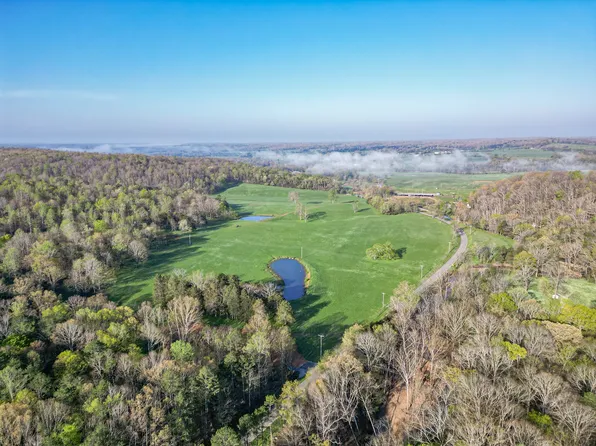0 Pinewood Rd Lot 4 & 10, Nunnelly, TN 37137