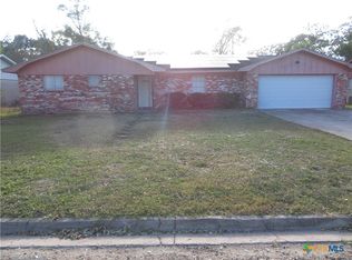 508 Wilson St, Edna, TX 77957