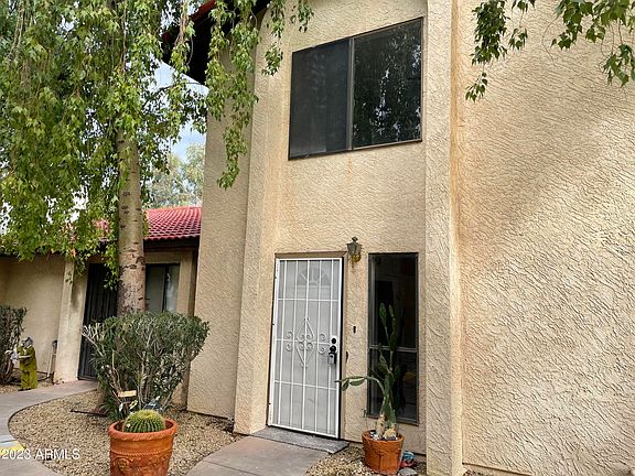 2nd image of 2438 E TRACY Lane #3