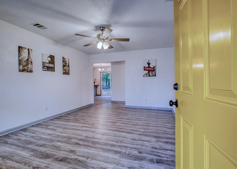 1st image of 3530 La Prada Dr