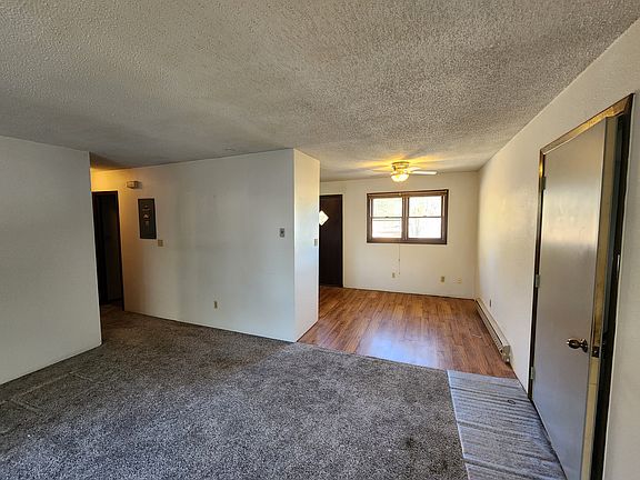 Living/Dining area