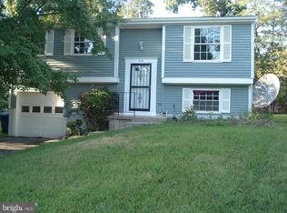 8110 Brown Ct, Alexandria, VA 22306