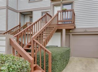 130 Mill Point Dr, Hampton, VA 23669