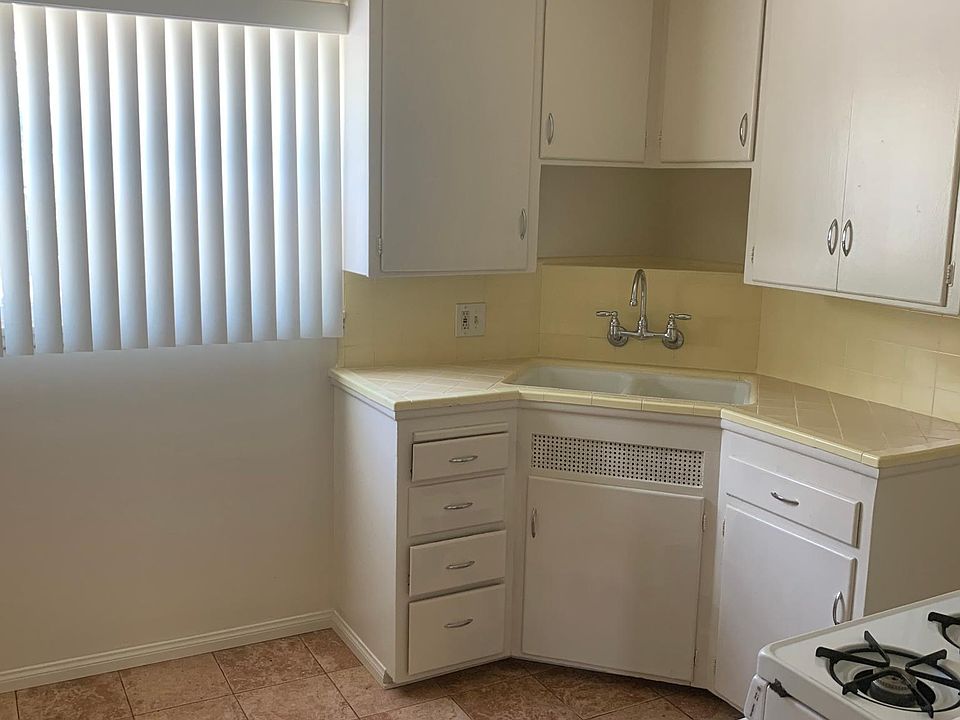 1st image of 2471 Pacific Ave #A